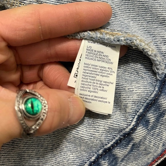 NWT Women’s  Size Large Tommy Hilfiger Hooded Cropped Denim Jacket - Picture 9 of 12